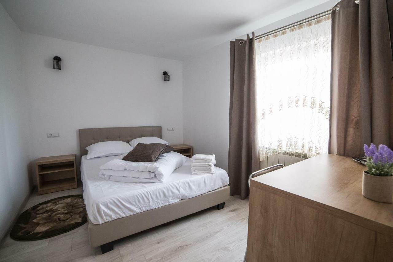 Casa Burduhos Hotel Campulung Moldovenesc Luaran gambar