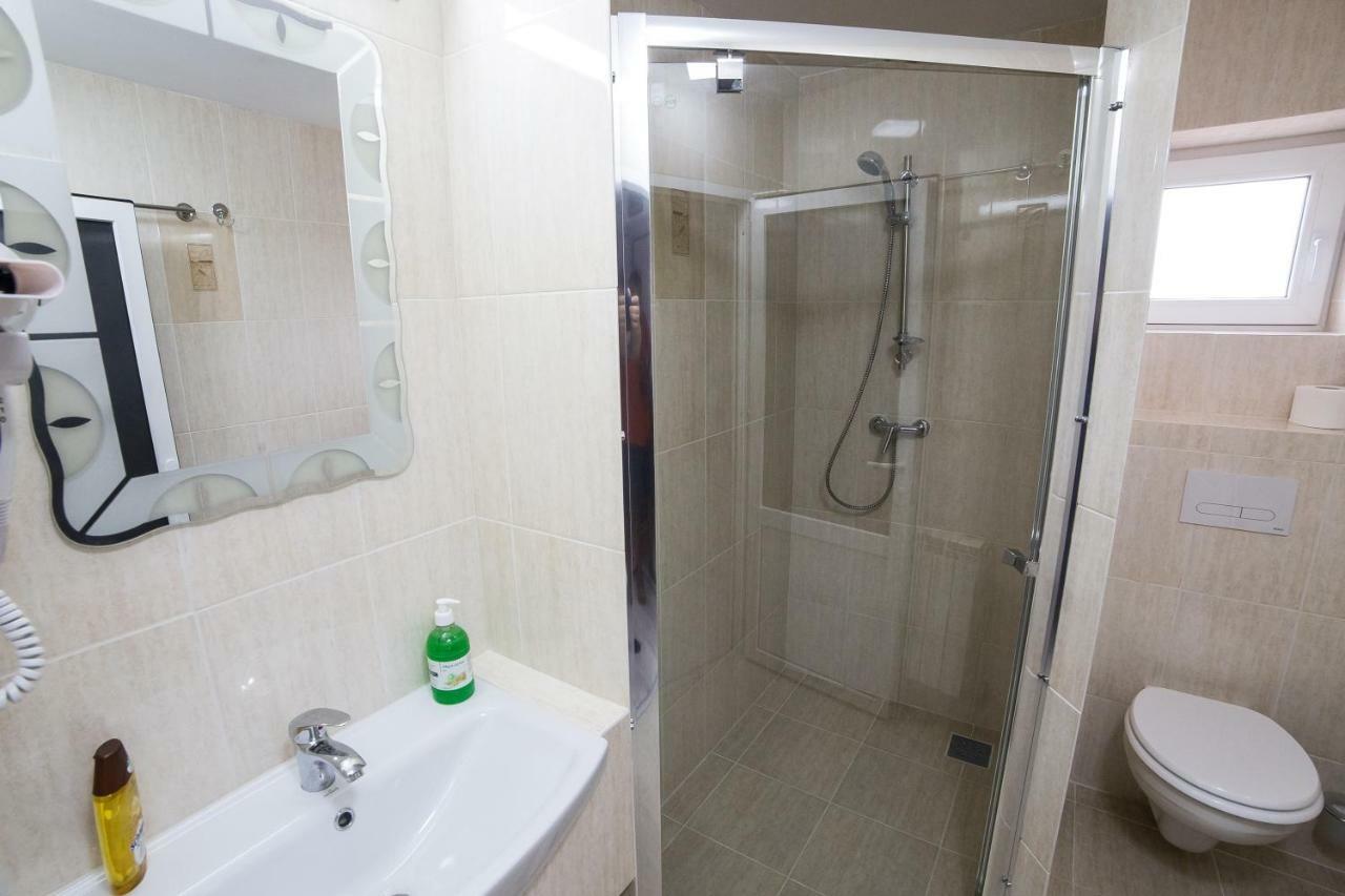 Casa Burduhos Hotel Campulung Moldovenesc Luaran gambar