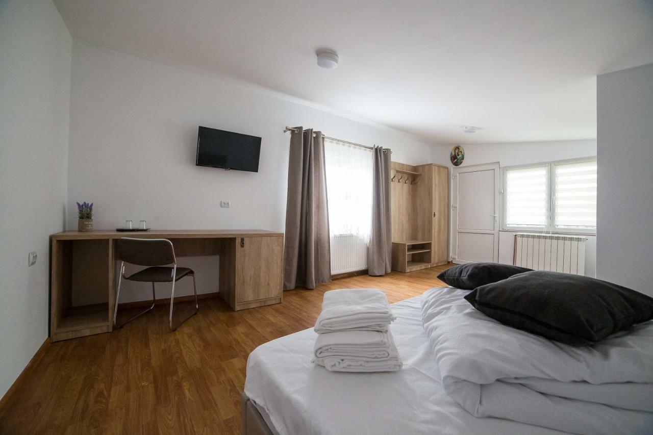 Casa Burduhos Hotel Campulung Moldovenesc Luaran gambar