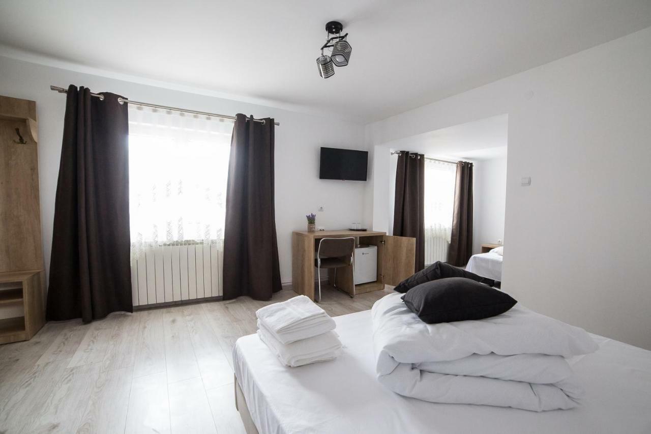 Casa Burduhos Hotel Campulung Moldovenesc Luaran gambar