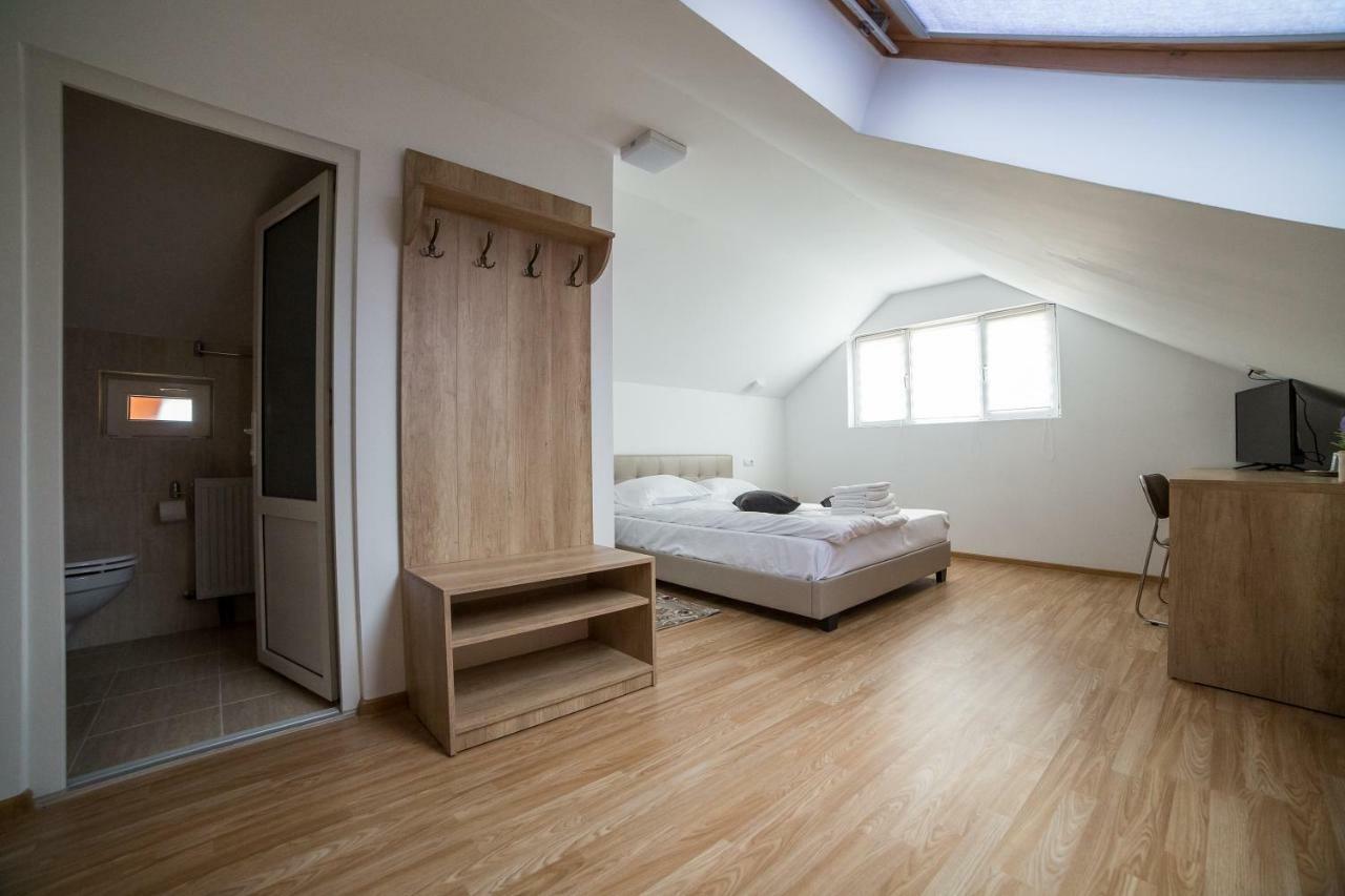 Casa Burduhos Hotel Campulung Moldovenesc Luaran gambar