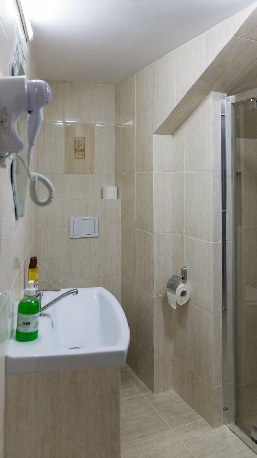 Casa Burduhos Hotel Campulung Moldovenesc Luaran gambar