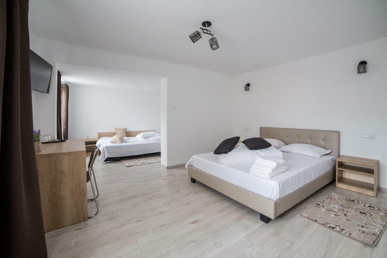 Casa Burduhos Hotel Campulung Moldovenesc Luaran gambar